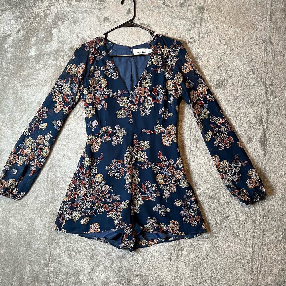 Line+Dot Adelene Navy Floral Romper Peek-A-Boo Shoulder‎ Back Cut Outs Sz Small